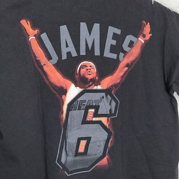 Majestic Miami Heat Lebron James Shirt - Picture 5 of 5